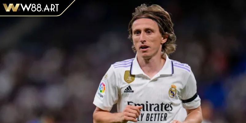 Tiền vệ hay nhất thế giới Luka Modrić